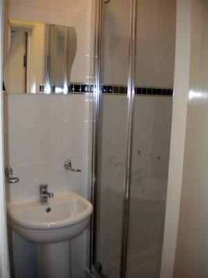 Oyo Lifestyle Golden 3* Londra