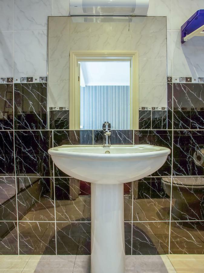 Pensiune Oyo Lifestyle Golden 3*