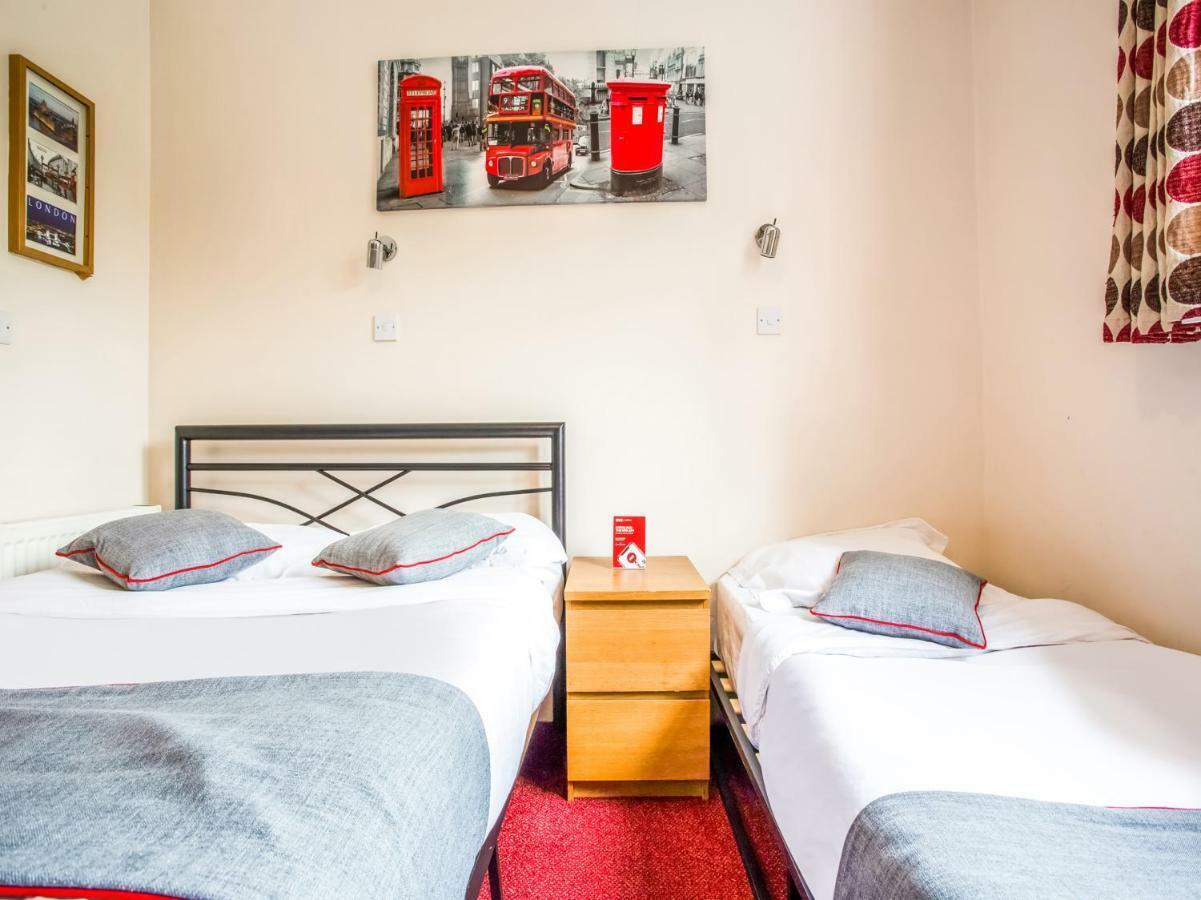 Oyo Lifestyle Golden 3* Londra
