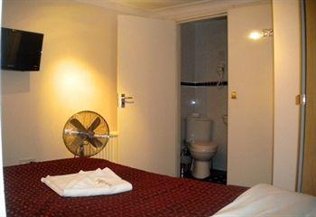 Oyo Lifestyle Golden Gasthof London